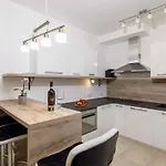 In 53769 Apartman *