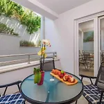 In 53769 Apartment